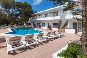  Hostal Es Pi - Formentera Vacaciones  Плайя Миджорн